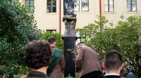 Vér nélkül, de nem áldozat nélkül zajlott a forradalom Sopronban