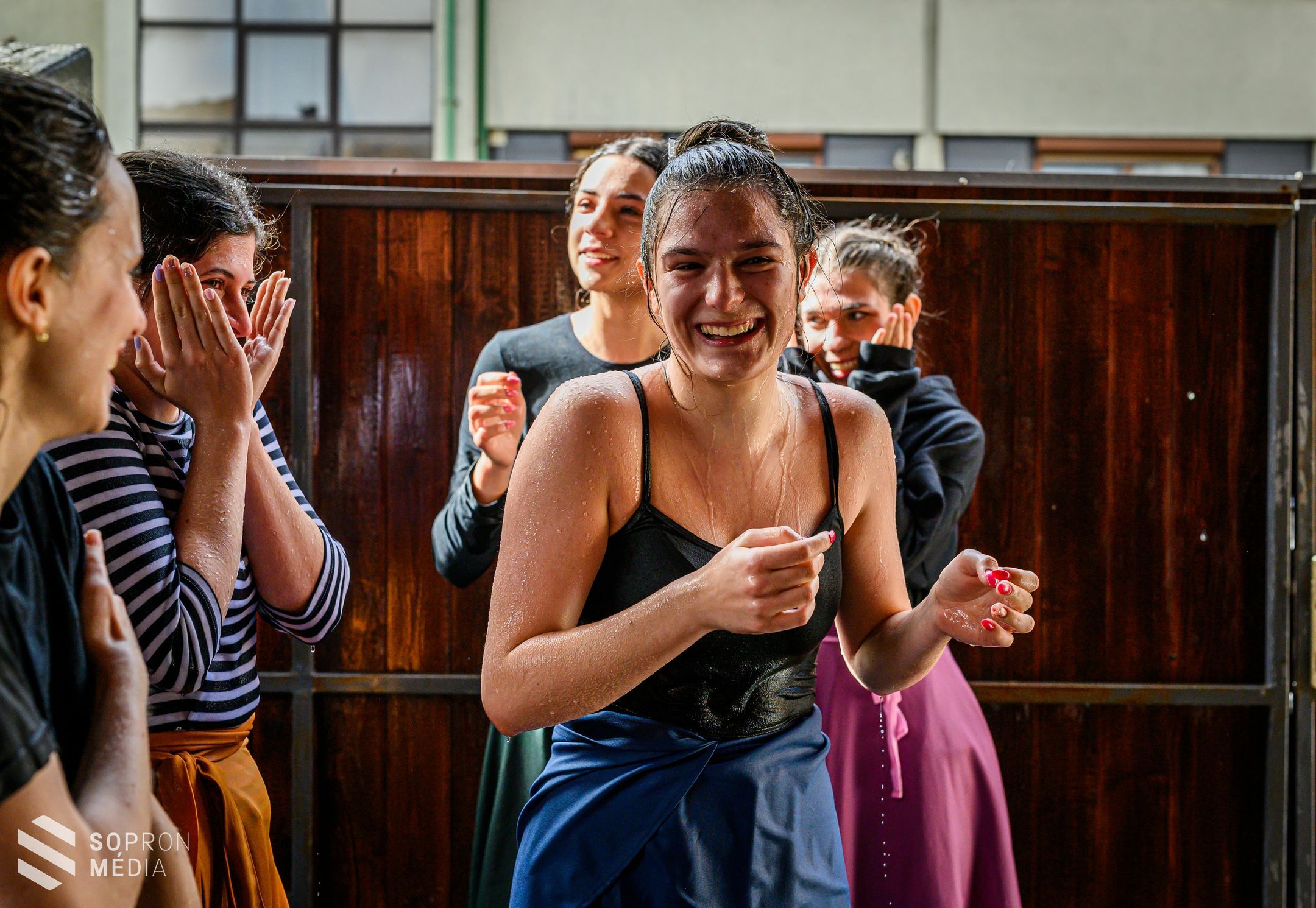 Hagyományos locsolás Sopronban