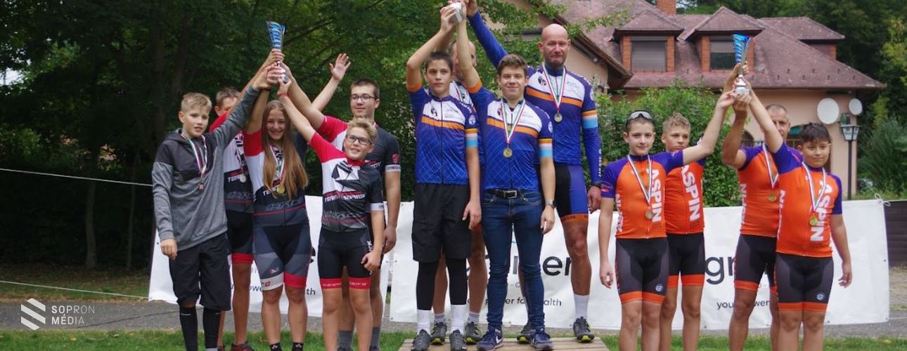 Ismét dobogós helyen végeztek a Superior Team Sopron bringásai