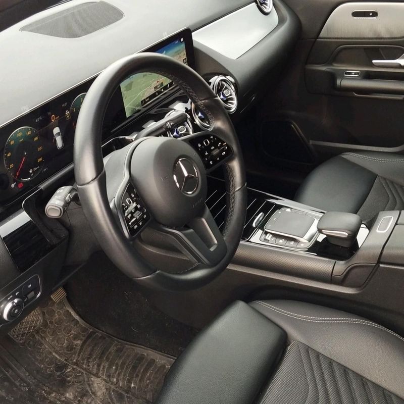MERCEDES-BENZ