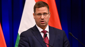 Gulyás Gergely: A kormány kényszersorozásért felelős ukrán katonai vezetőket tiltott ki