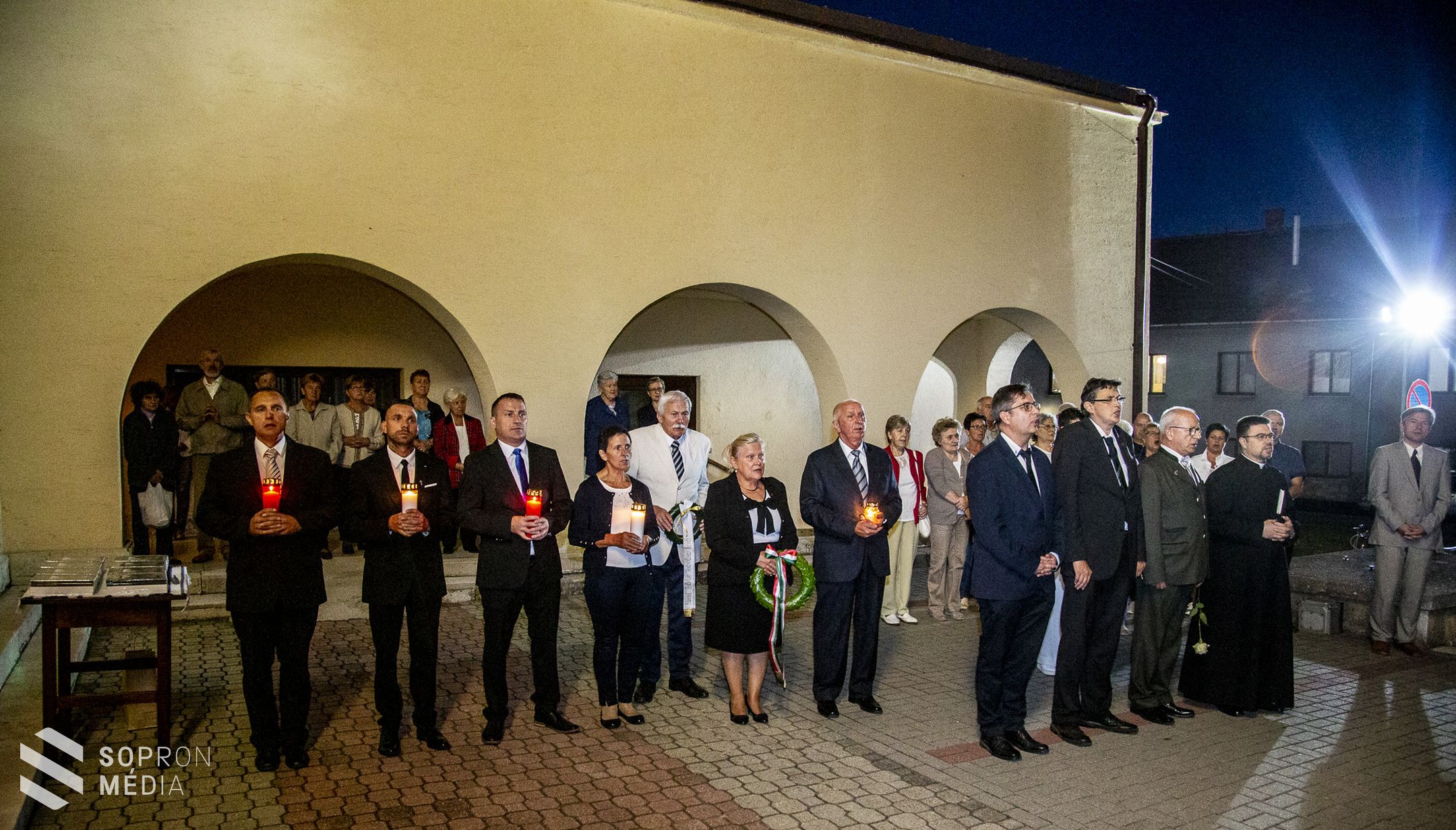 Mécsest gyújtottak a második ágfalvi csata hőseinek emlékére