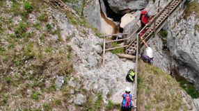 Magyar áldozata is van egy ausztriai sziklaomlásnak