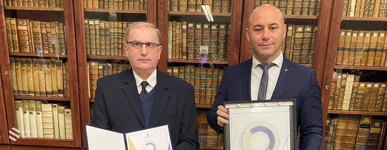 Minősített Könyvtár címet kapott a Széchenyi István Városi Könyvtár