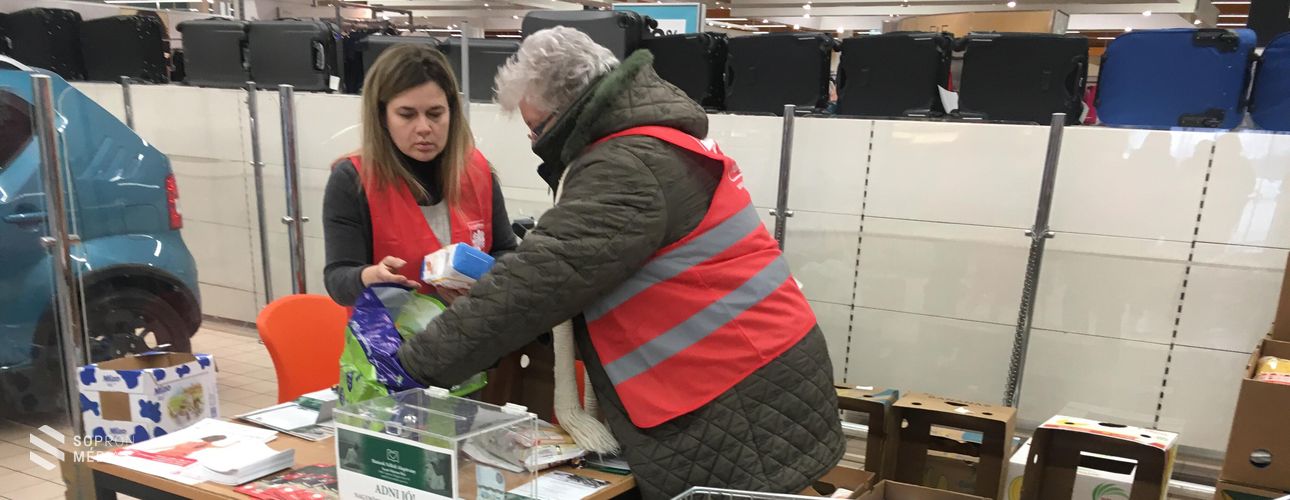 Nagyböjti élelmiszergyűjtés