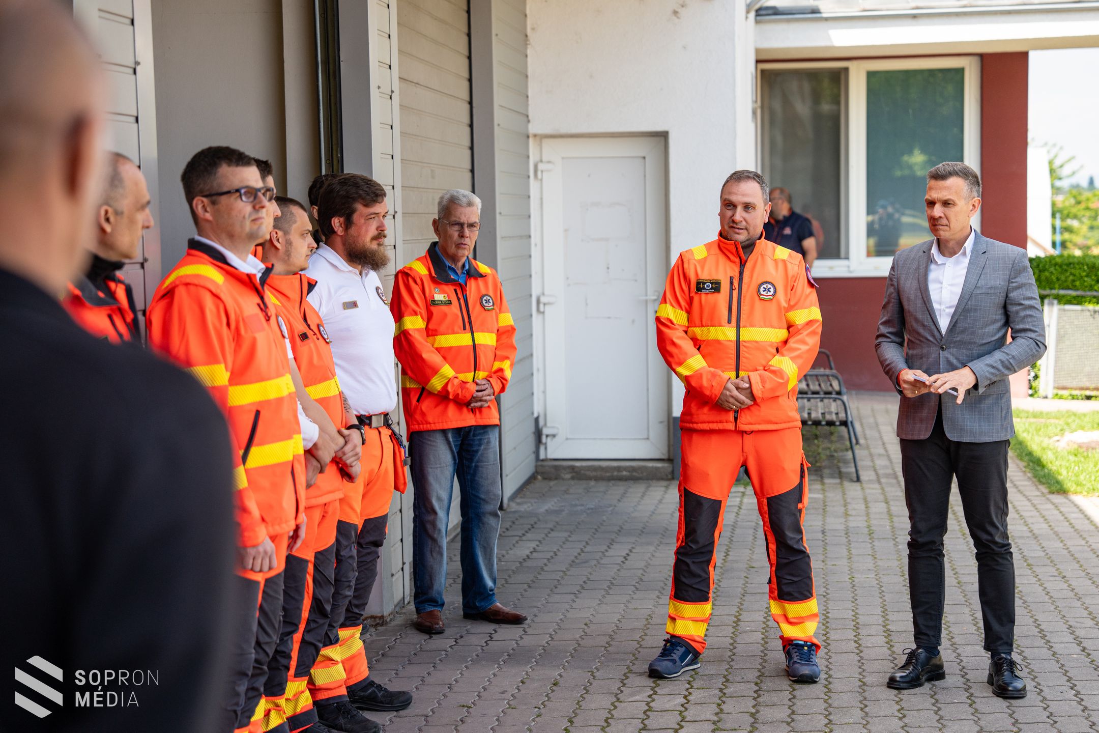 Sopronban 2025-ben is megköszönték a mentők áldozatos munkáját