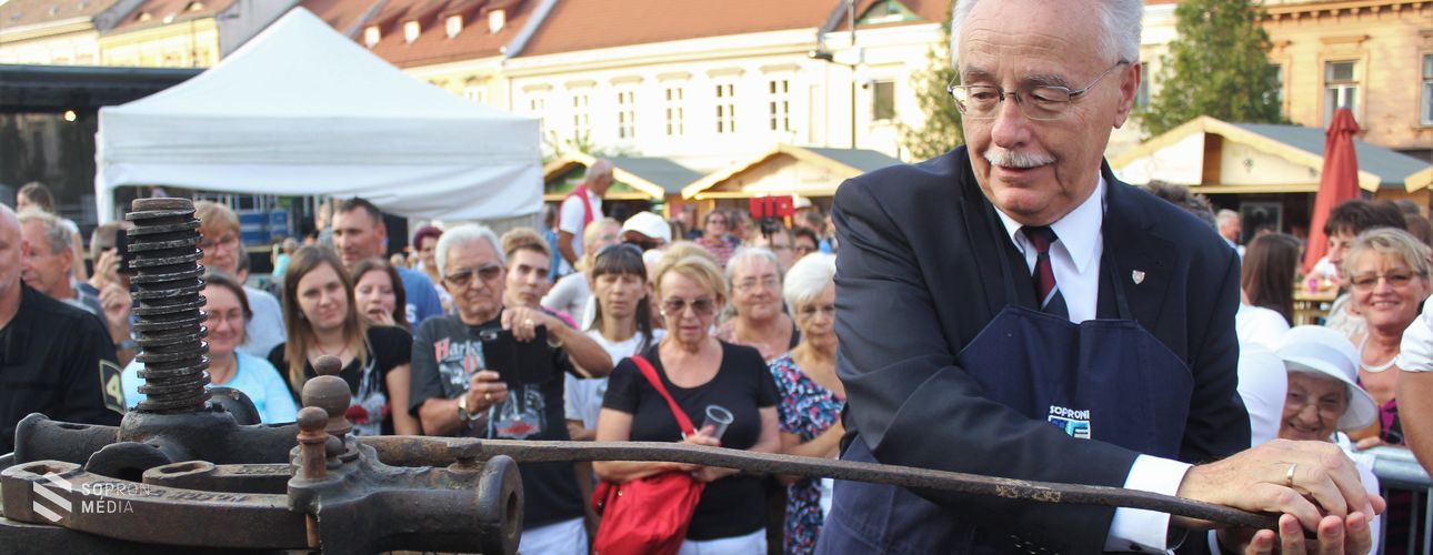 Kezdetét vette a Soproni Szüreti Fesztivál