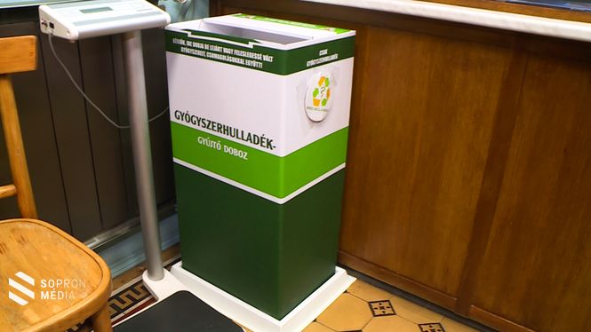 Minden patikában van gyógyszerhulladékgyűjtő doboz, leggyakrabban a betegtérben