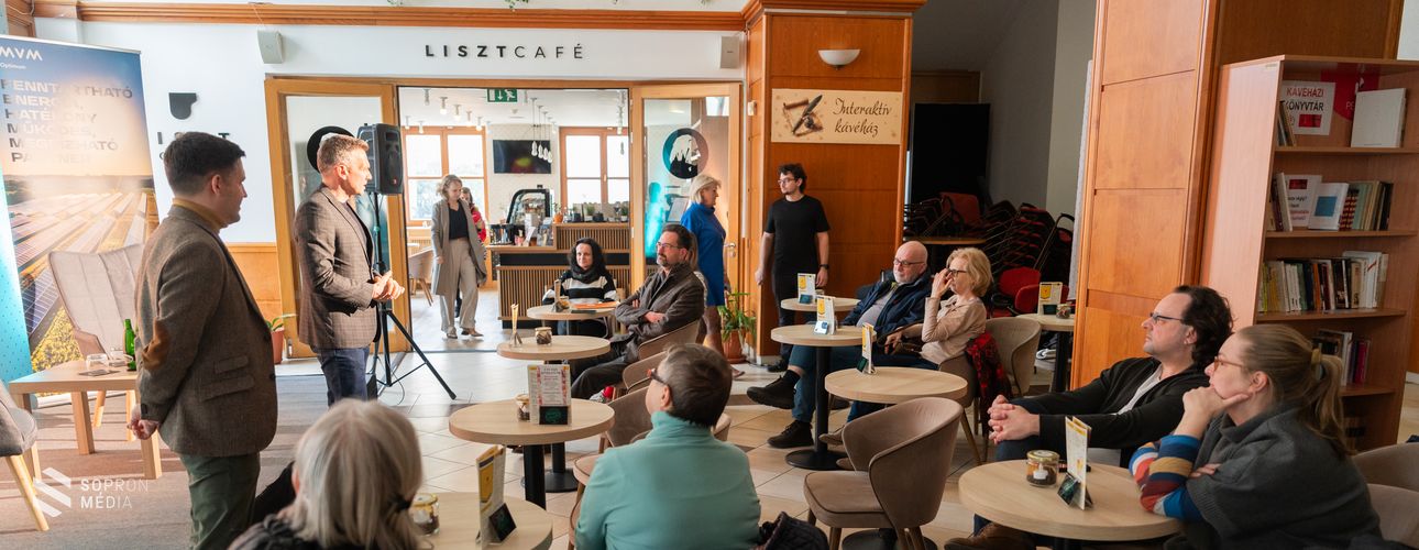 Lakossági fórumot tartott az MVM Optimum a kedvezményes hűtő-fűtő klímák telepítésével kapcsolatban