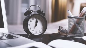 Nemsokára kezdődik a nyári időszámítás