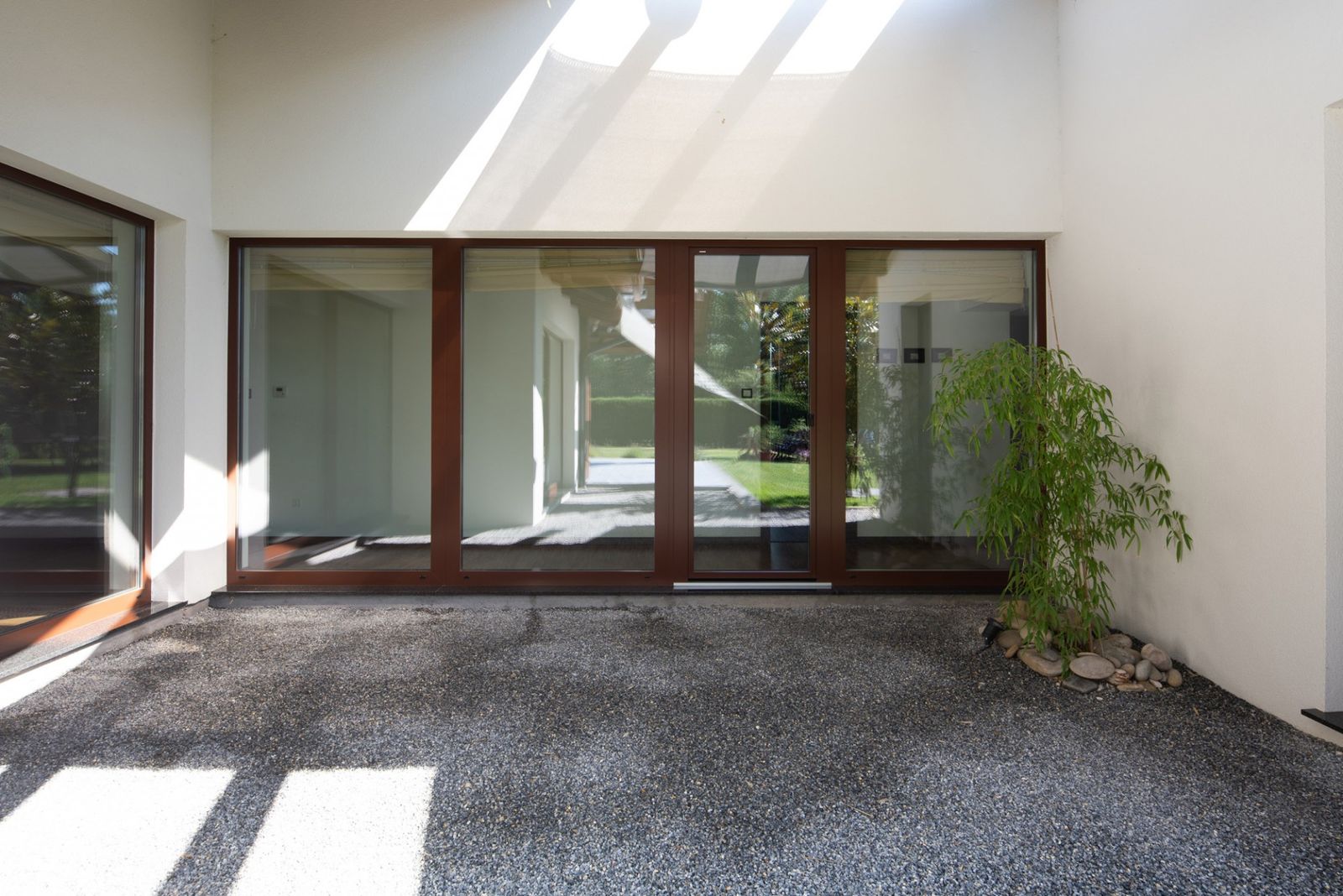 Internorm Internorm fa tolózsalukkal  Vitnyéd