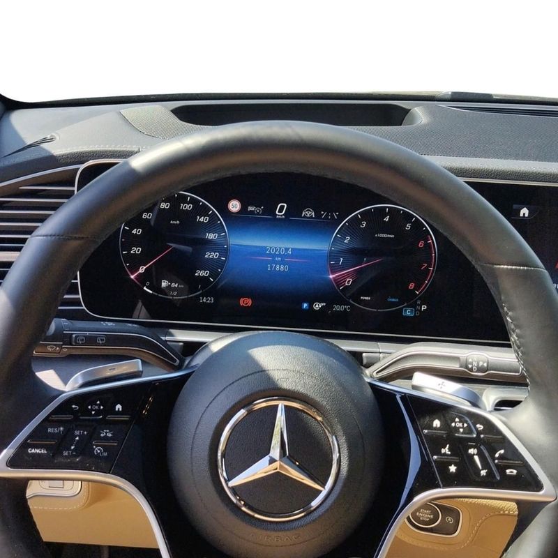 MERCEDES-BENZ