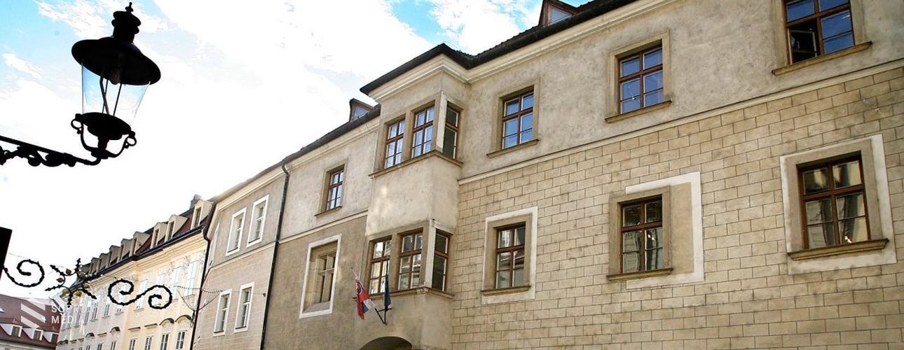 A pozsonyi egyetem születése