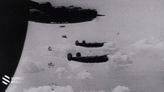 A szövetségesek B-24 Liberator típusú bombázói