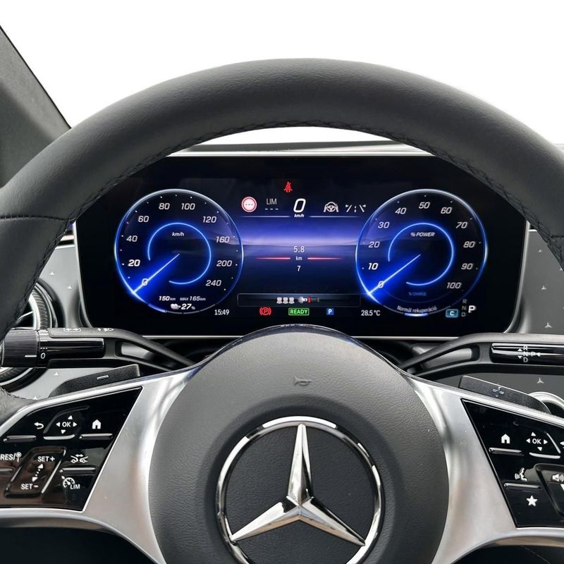 MERCEDES-BENZ
