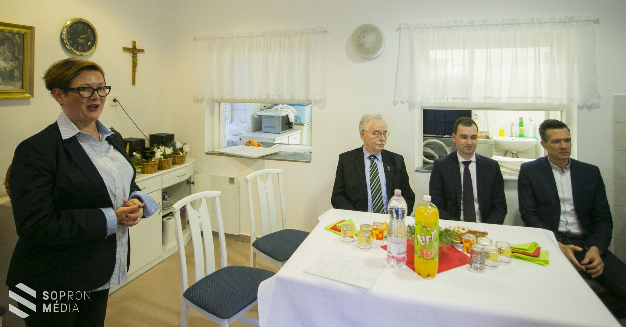 Az Ikva Nyugdíjas Otthon karácsonyi ünnepsége 