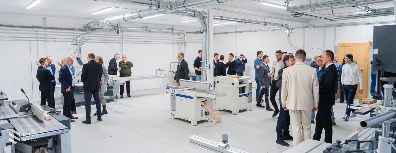 Új faipari műhellyel gazdagodott a Roth Gyula Erdészeti Technikum