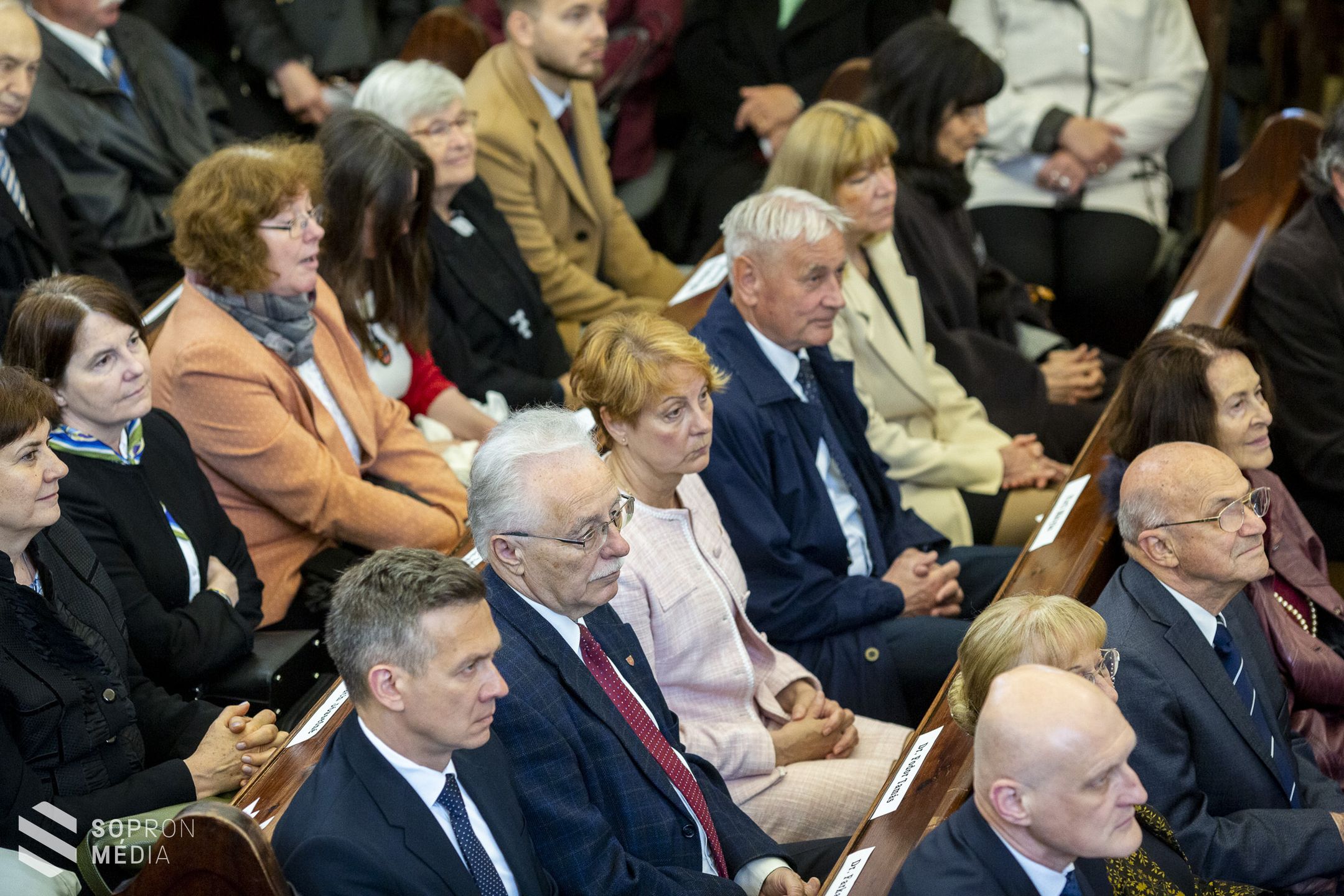 Beiktatták a Soproni Református Egyházközség új lelkipásztorát