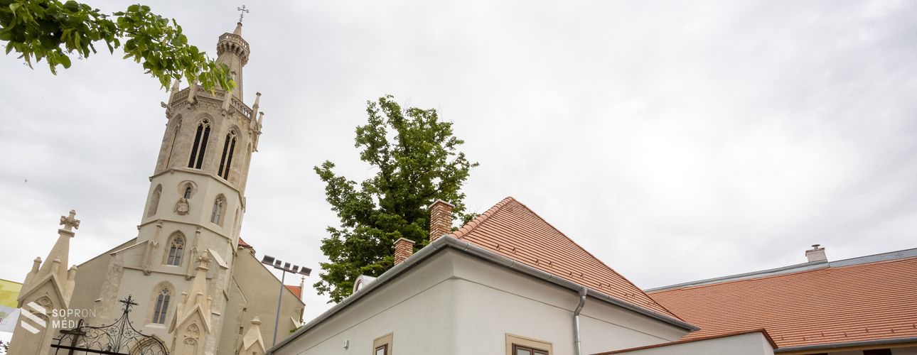 Hamarosan megnyitja kapuit a Szent Mihály-templom Sekrestyésháza is