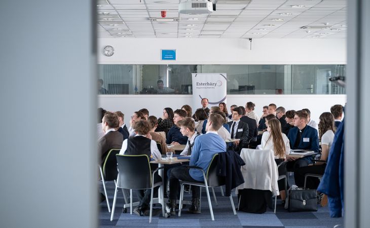 Vetélkedő a második világháborúról, nem középiskolás fokon