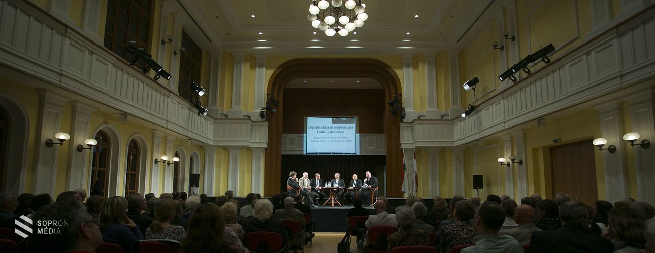 Püspöki kerekasztalbeszélgetés a reformációról