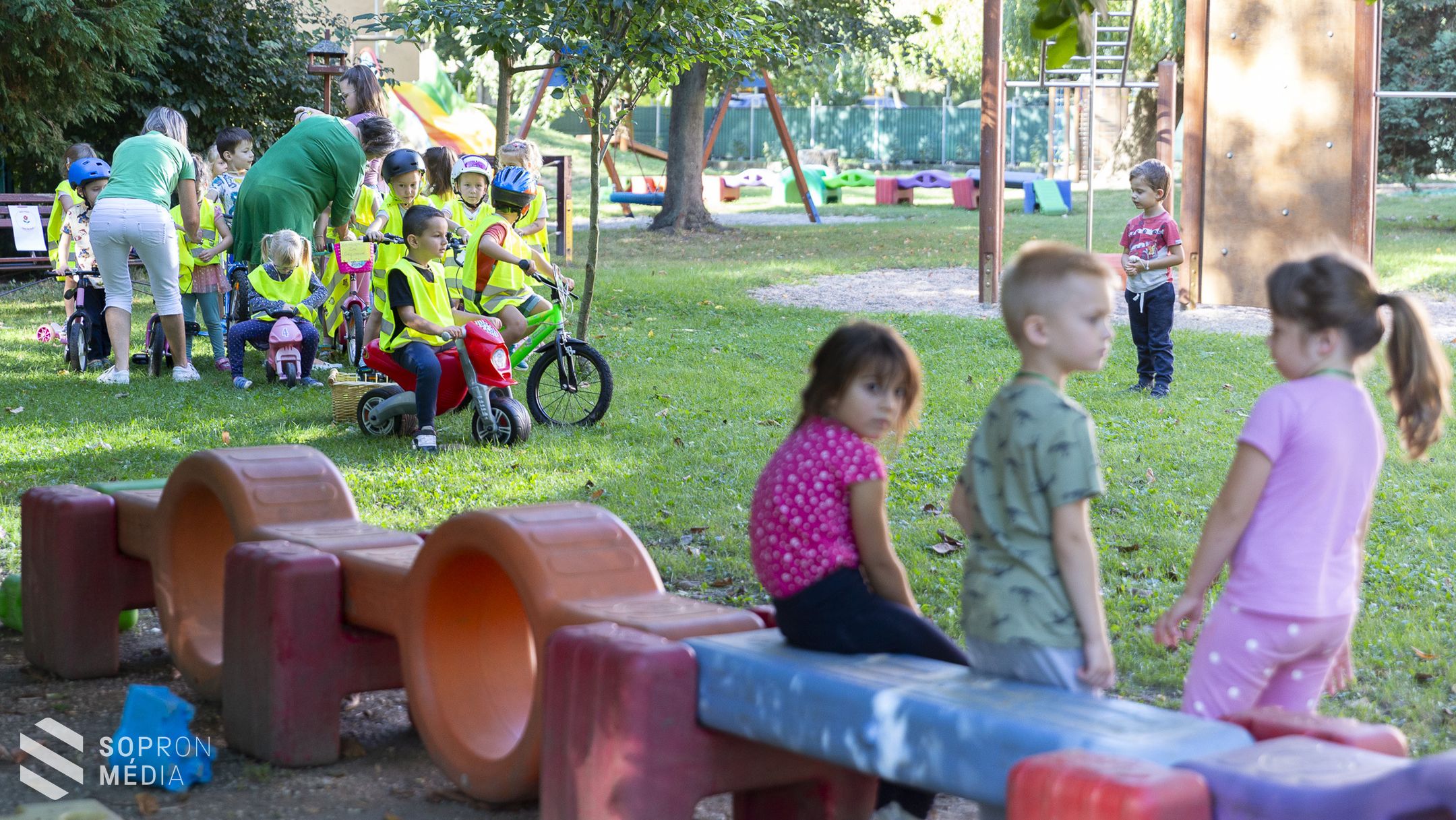 Kerékpárral az oviban az autómentes napon