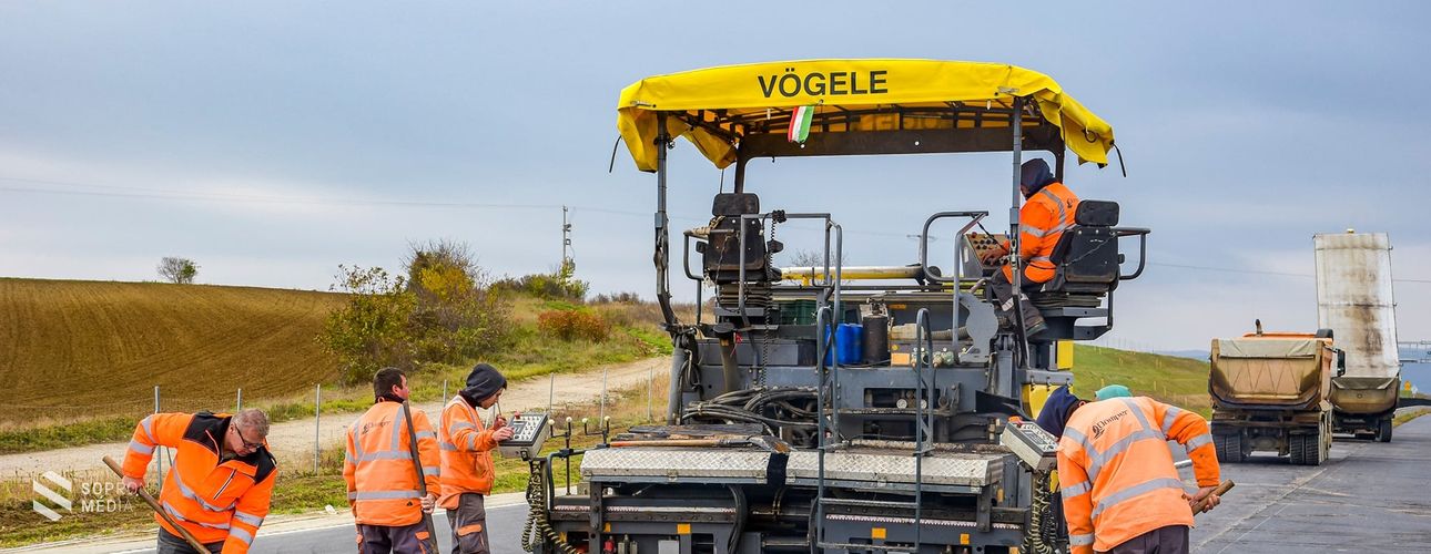 Megfelelő minőségben készül az M85-ös autóút!