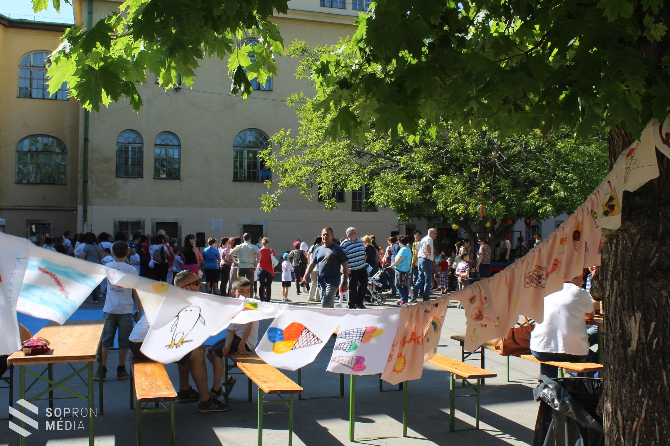 Gyereknap volt a Deák Téri Iskolában (galéria)