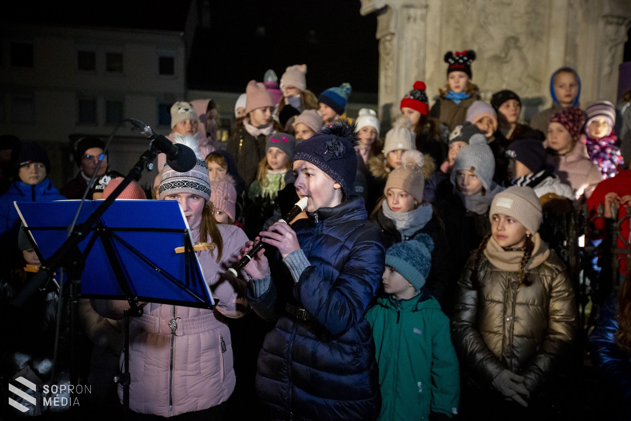 Meggyújtották a második adventi gyertyát