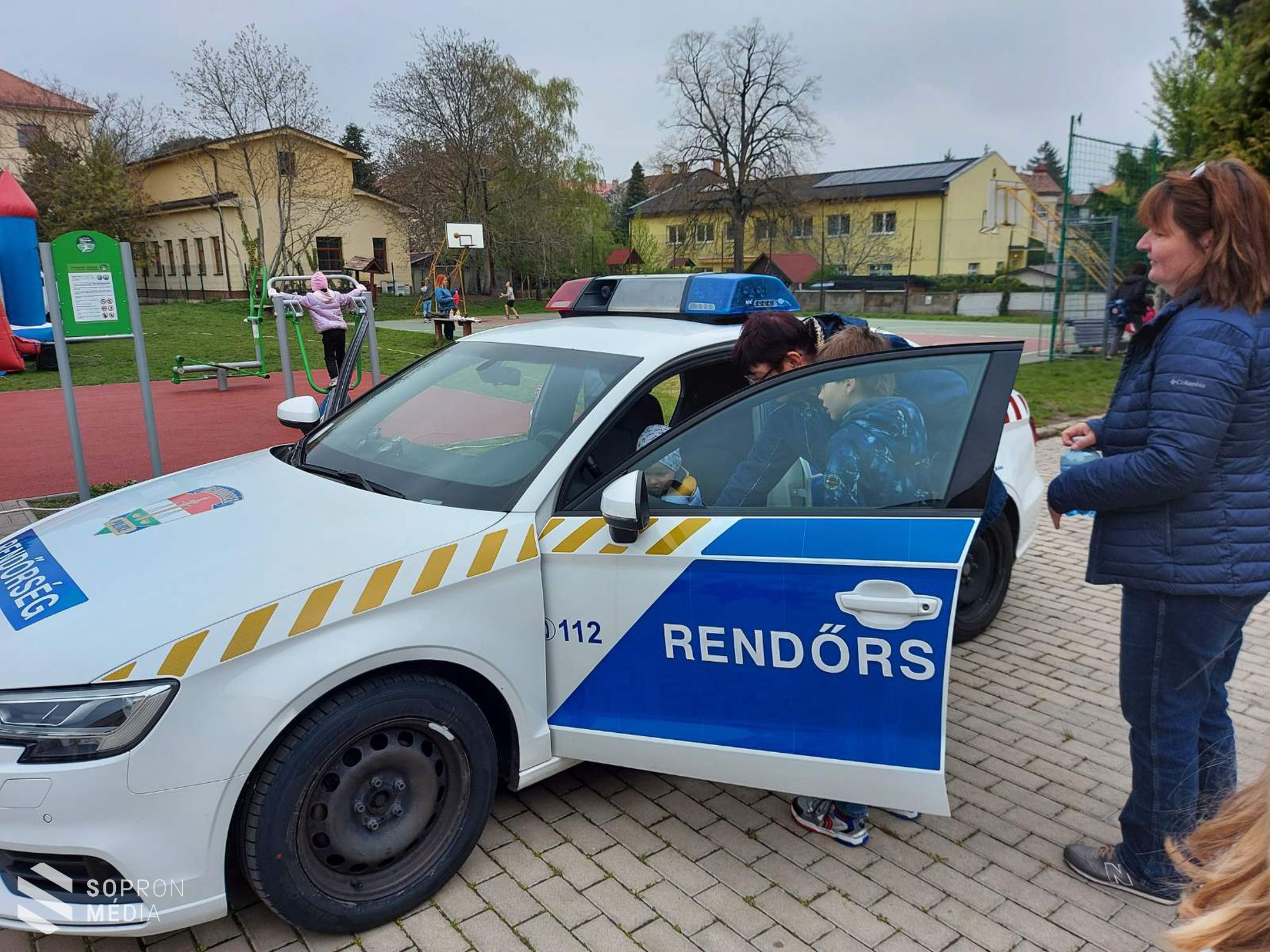 Bűn- és baleset-megelőzési programokkal várták szombaton Sopronban az érdeklődőket a városi kapitányság szakemberei
