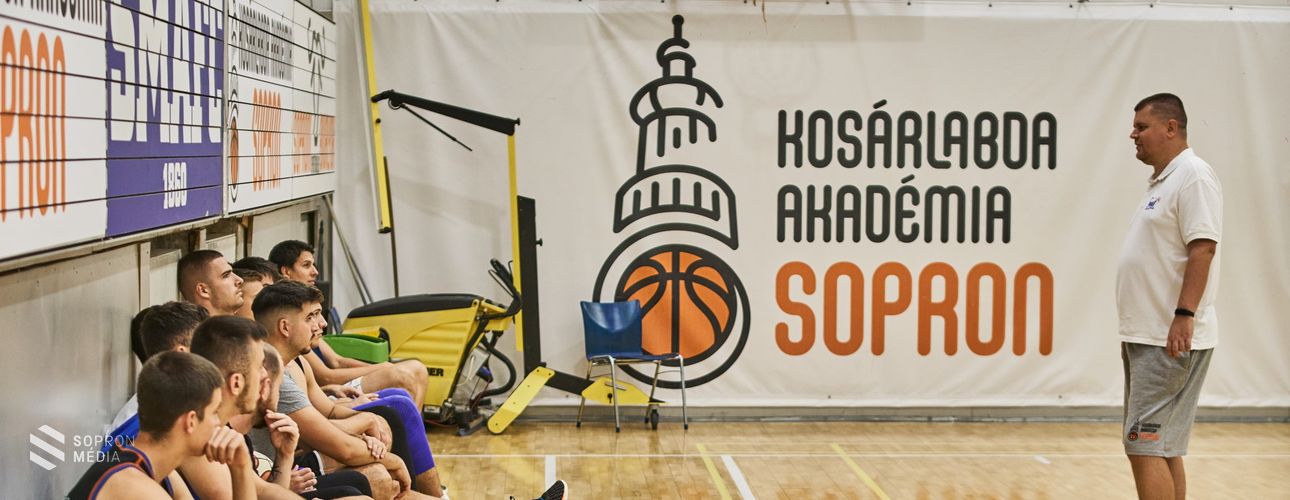 Megkezdte a felkészülést a SMAFC kosárlabdacsapata