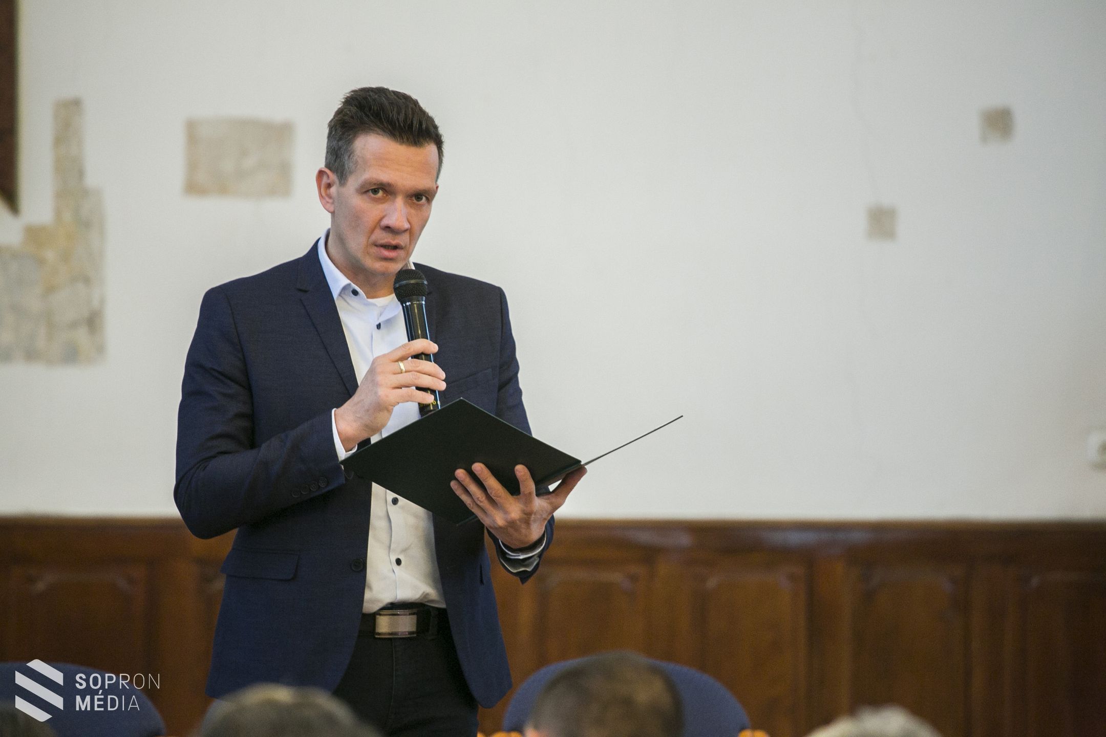 Karácsonyi ünnepséget tartottak a Megyeházán