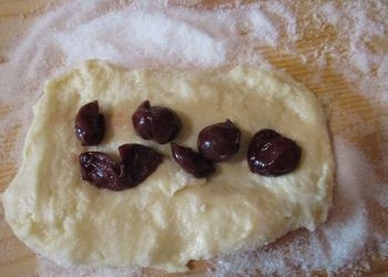 Hagyományos ételreceptek-meggyes kuttogó