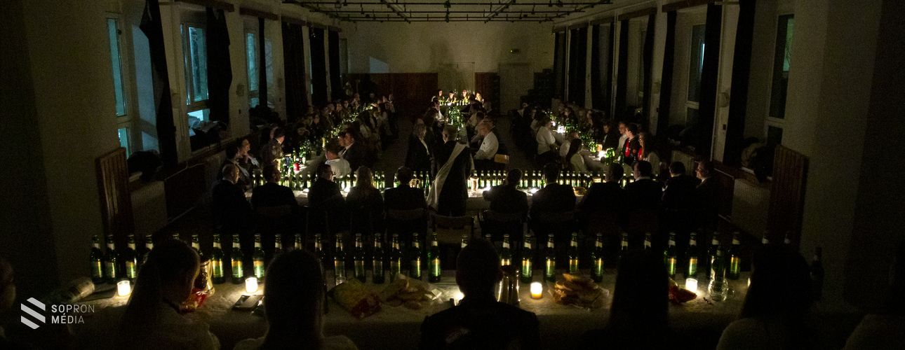 Közgazdász szakest: fontos a hagyományőrzés