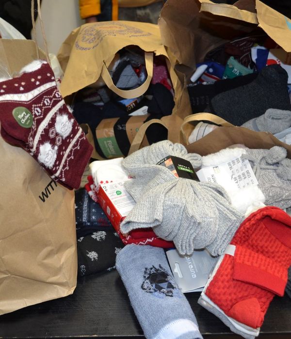 Szívet is melengető ajándék a hajléktalanoknak