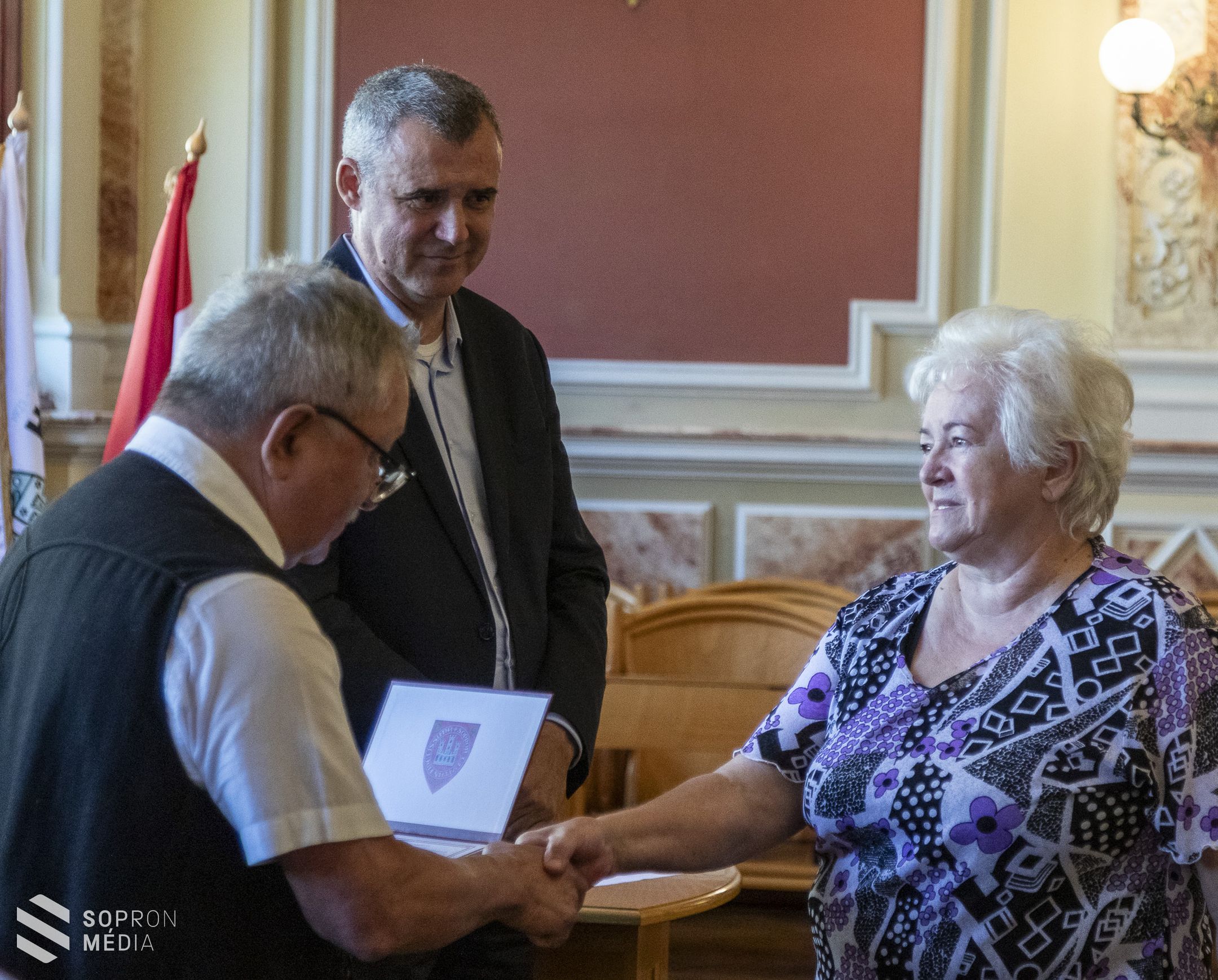 Átadták az önkormányzati választáson szerzett mandátumokat Sopronban