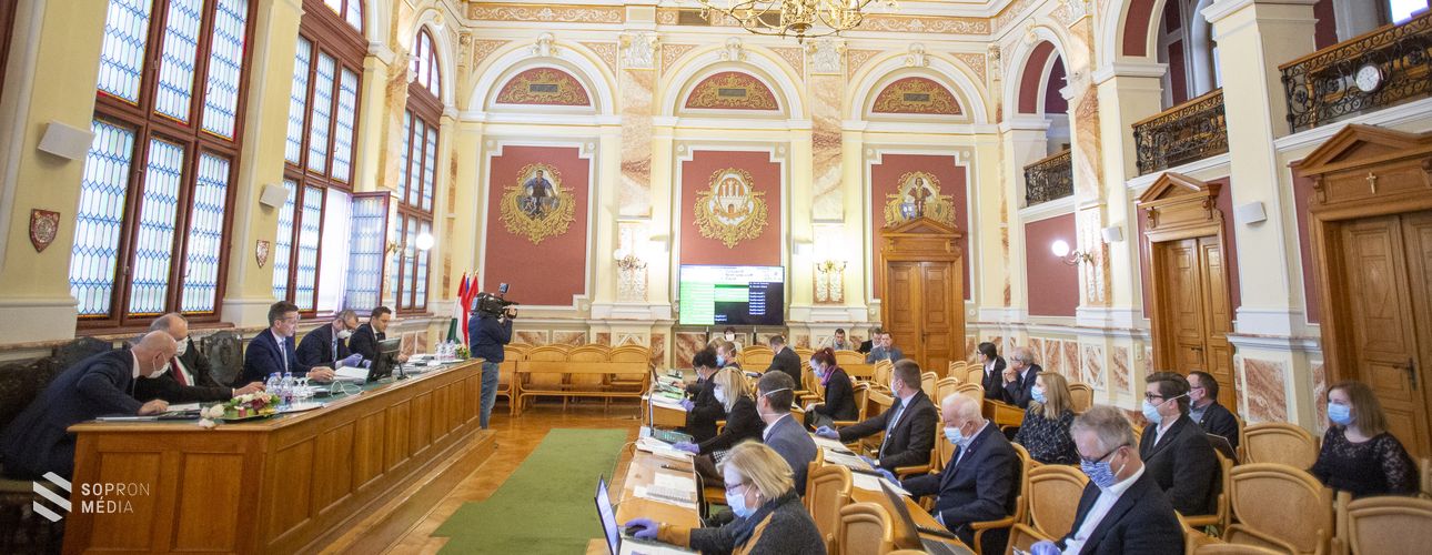 Koronavírus - Közel 100 millió forintot csoportosított át az önkormányzat 