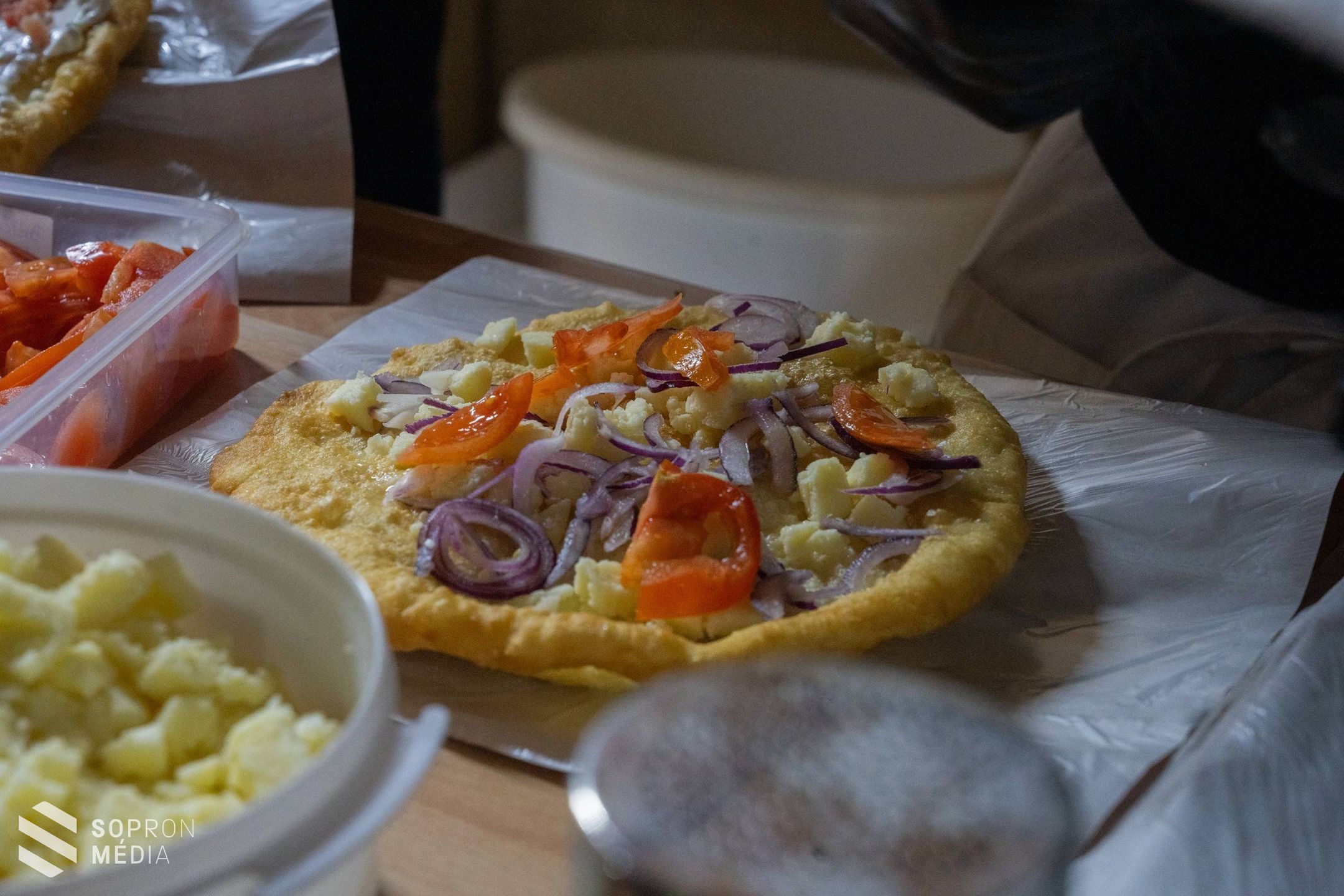 Finom ételekkel és kiváló hangulatban indult a Szürkemarha és Mangalica Gasztronapok