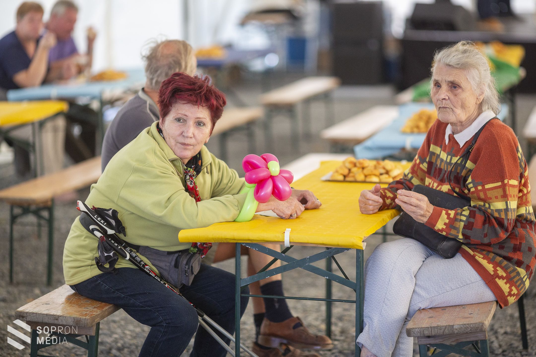 Közösségépítő családi piknik a koronázódombi új parkban