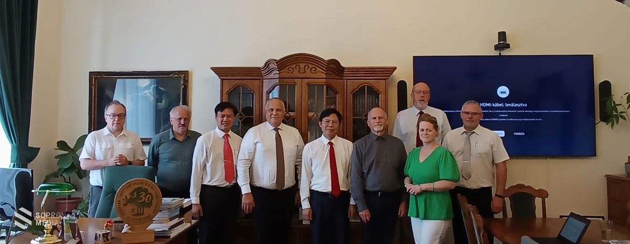 Megújította együttműködését a Soproni Egyetem és a Vietnámi Nemzeti Erdészeti Egyetem