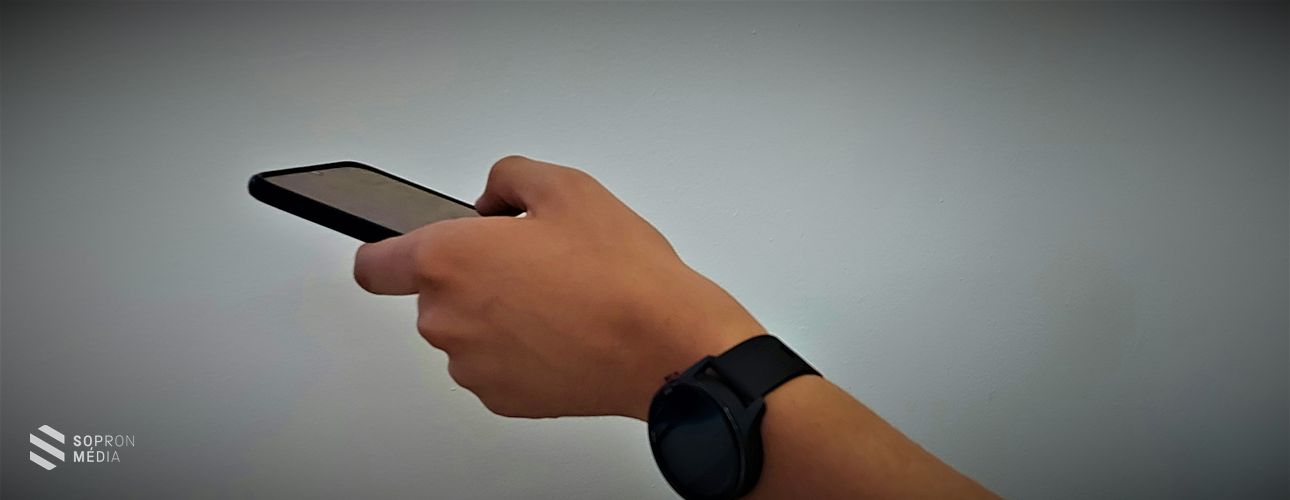 Kéretlen SMS-ben terjedő kártevőre figyelmeztet a kibervédelmi intézet