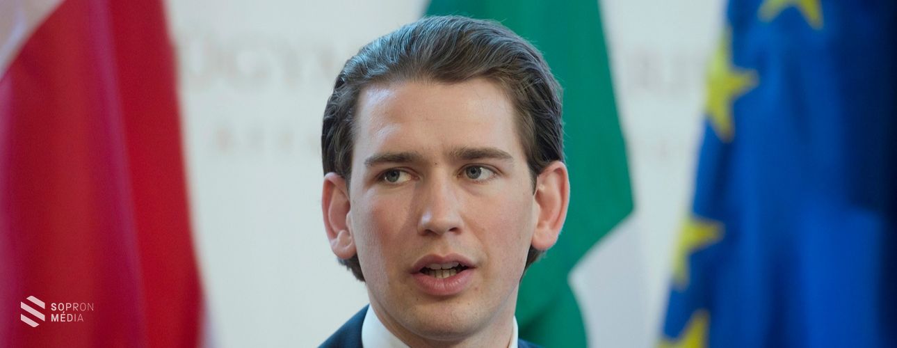 Péntektől ismét maszkot kell hordani az ausztriai élelmiszerüzletekben, bankokban, postákon