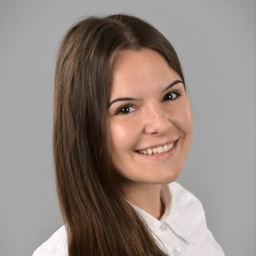 Platzer-Takács Barbara