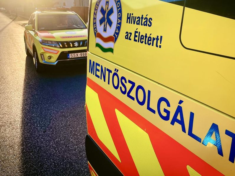 Járókelőknek köszönheti az életét egy férfi Győr-Moson-Sopron vármegyében