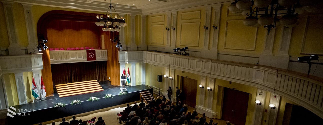 Novák Katalin tartott előadást Sopronban a magyar kultúra napján