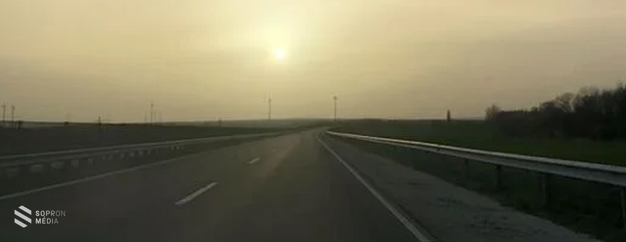 Szaharai por fűszerezte a tegnapi naplementét Sopronban