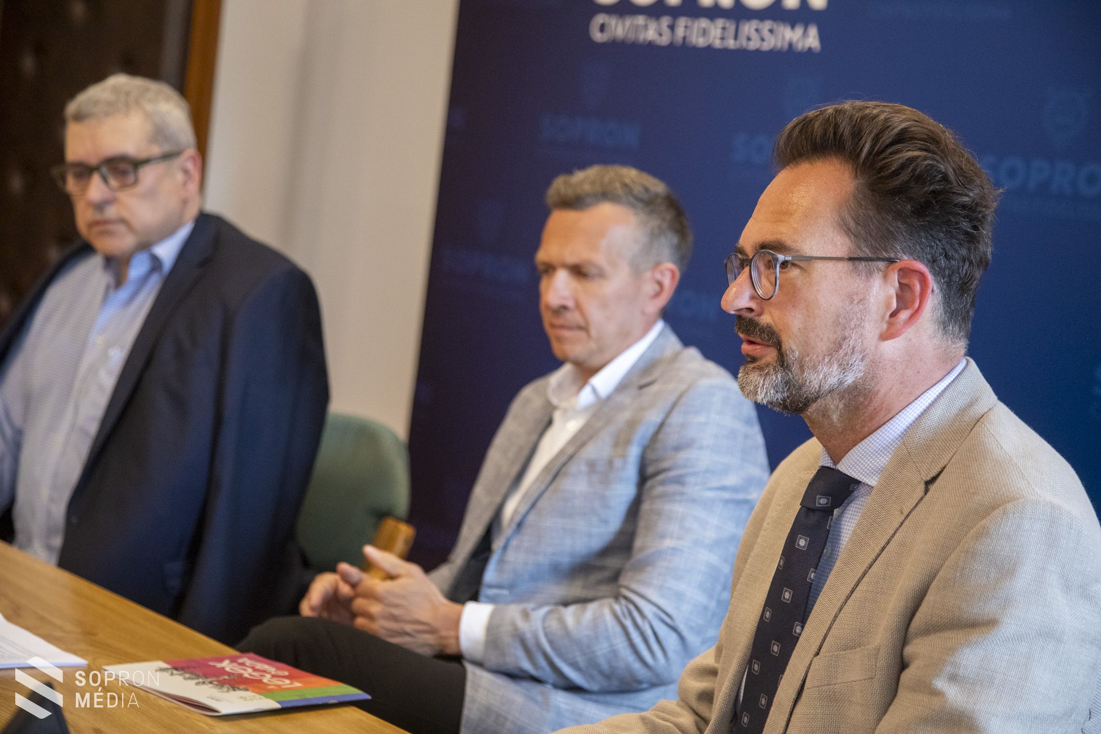 A „LEGEK évadát” hirdette meg a Soproni Petőfi Színház