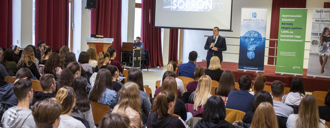 Pénzügyi tudatosság – diákfórum a Soproni Egyetemen