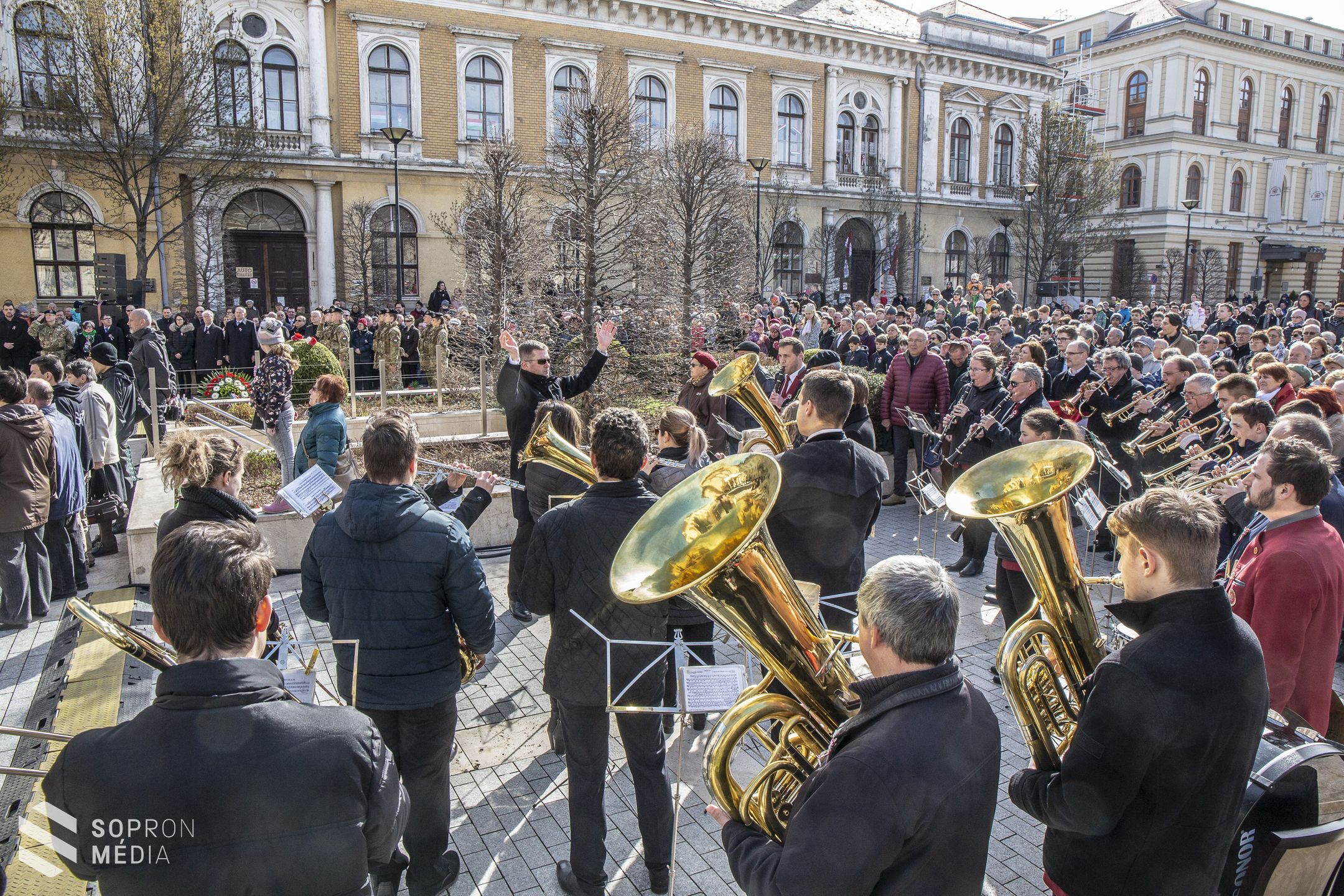 „A haza minden előtt.” - A hősökre emlékeztek Sopronban