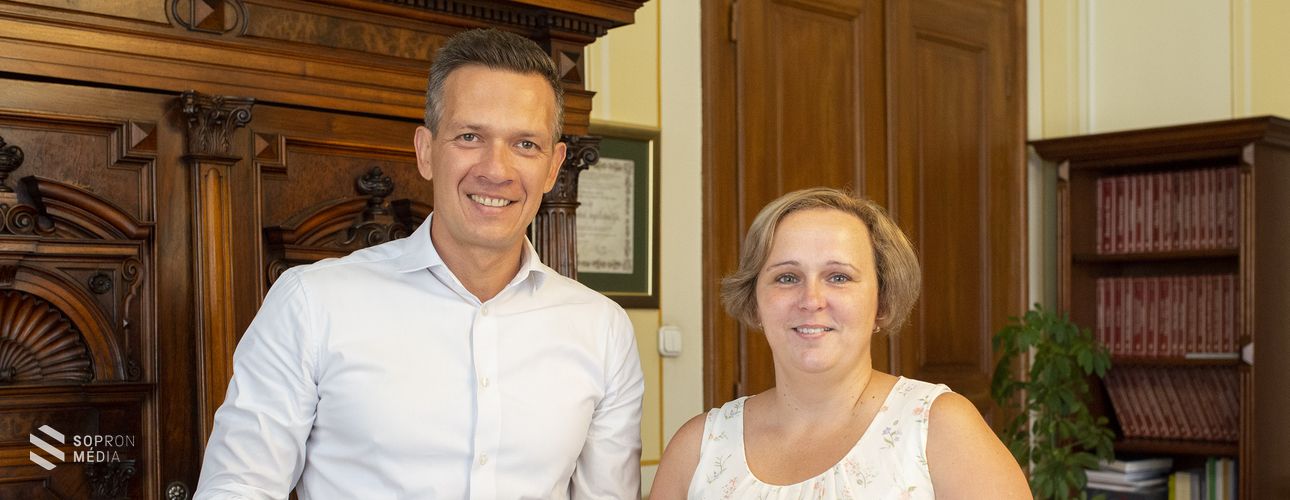 Polgármesteri elismerésben részesült Szakács Veronika életmentő szakápoló 